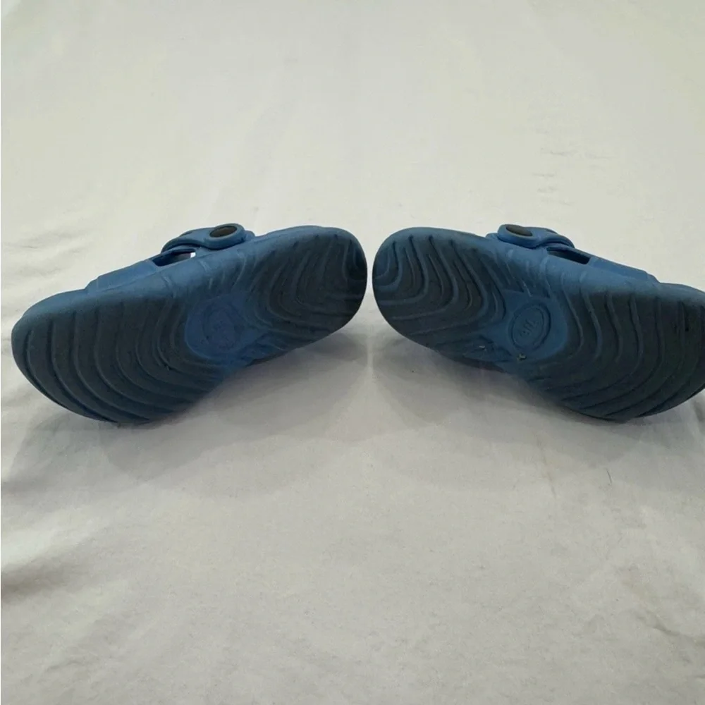 Mickey Mouse Toddler Boys Blue Clogs, Size 7/8 Slip-On, Used